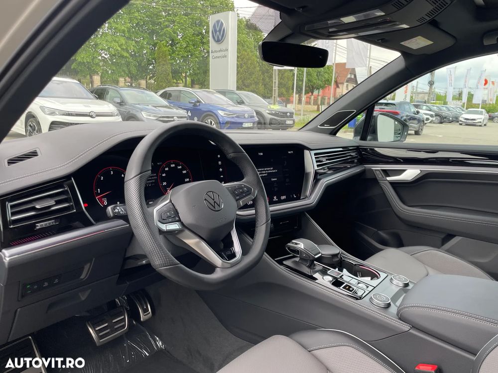 Volkswagen Touareg V6 TDI 4MOTION R-Line - 14
