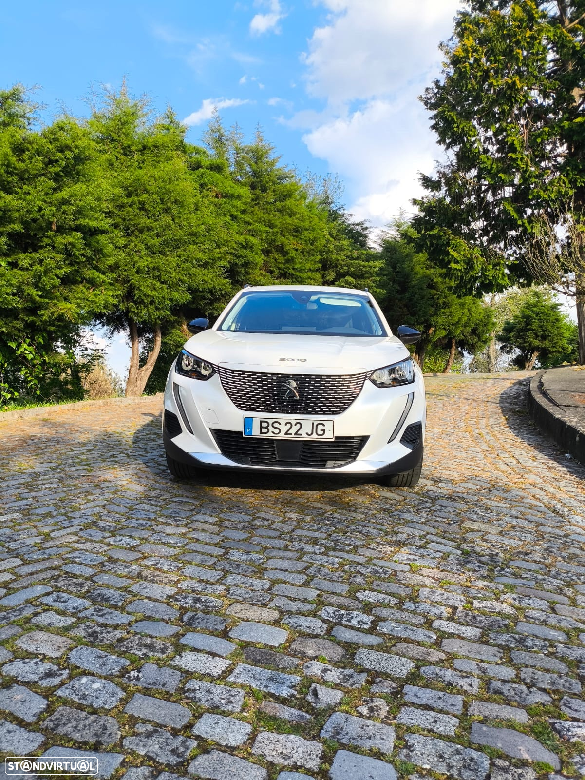 Peugeot e-2008 54 kWh Allure - 18