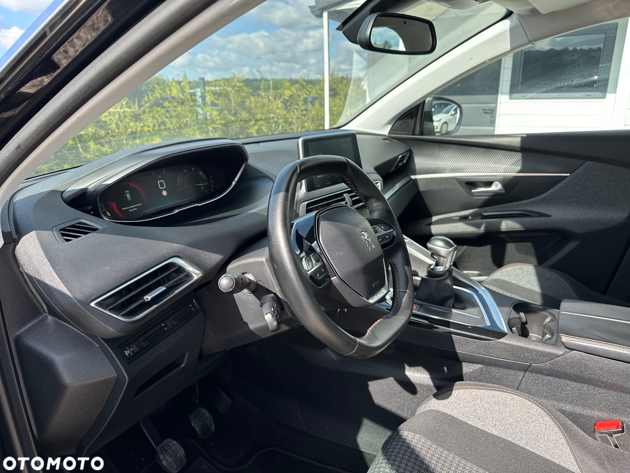 Peugeot 3008 1.6 BlueHDi Allure S&S - 13