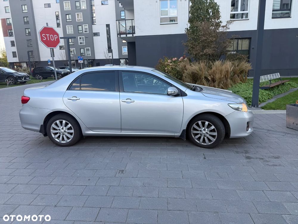 Toyota Corolla 1.4 D-4D Premium - 3