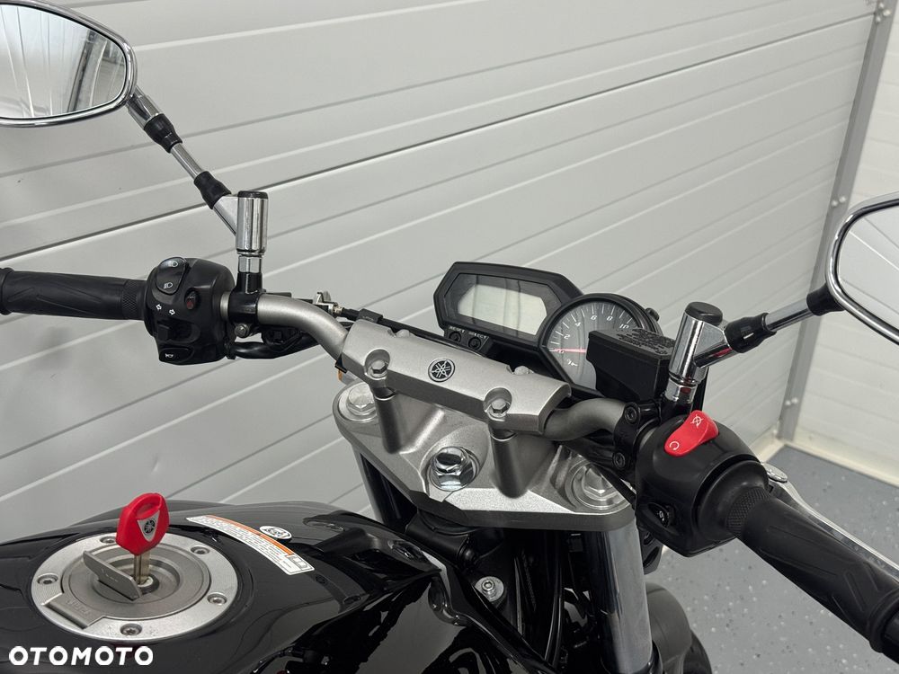 Yamaha FZ6 - 12