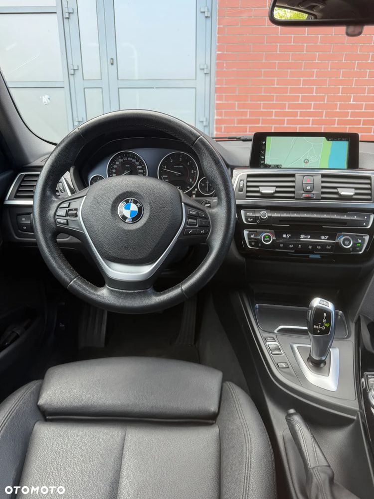 BMW Seria 3 318d Sport Line - 7