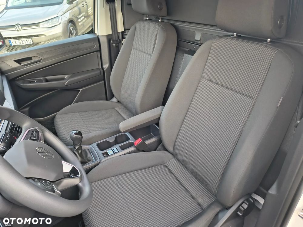 Volkswagen Caddy Maxi - 8