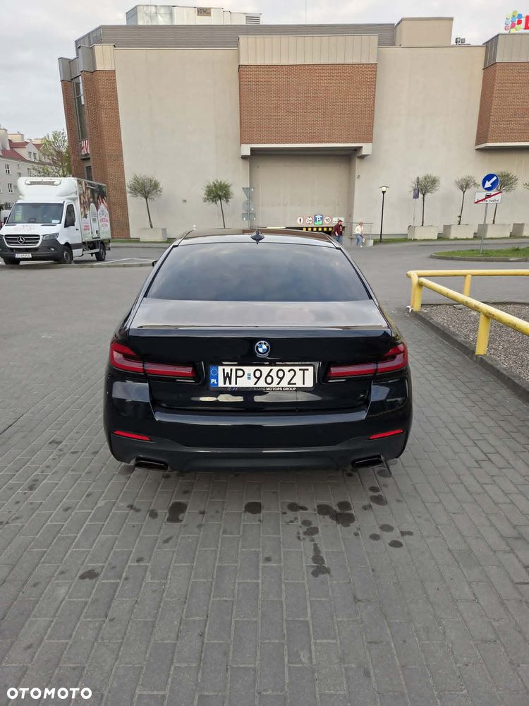 BMW Seria 5 530e xDrive M Sport sport - 3