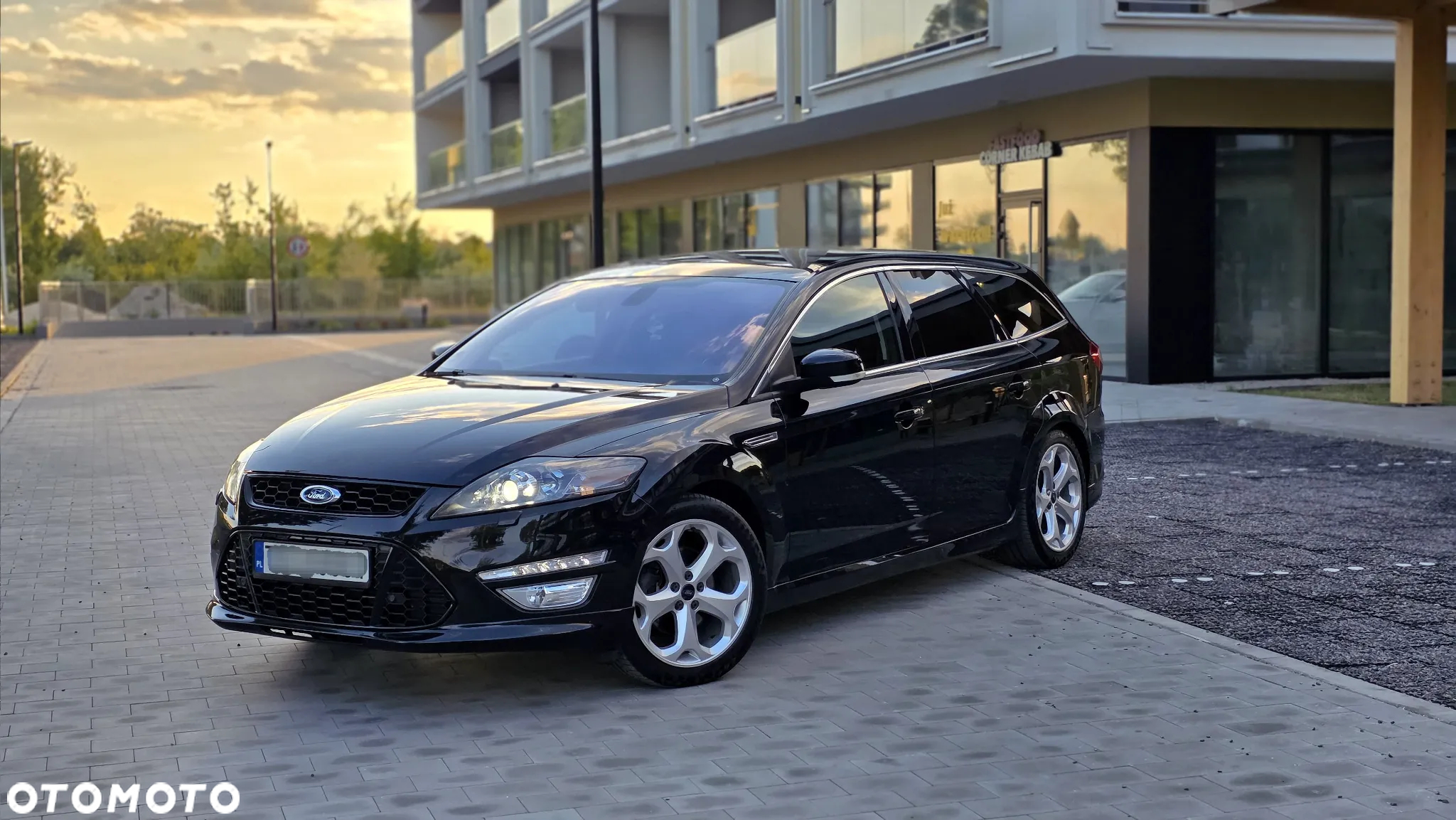 Ford Mondeo - 12