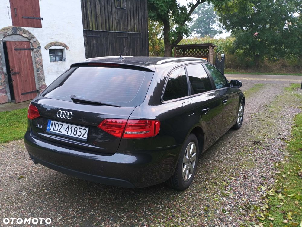 Audi A4 Avant - 6