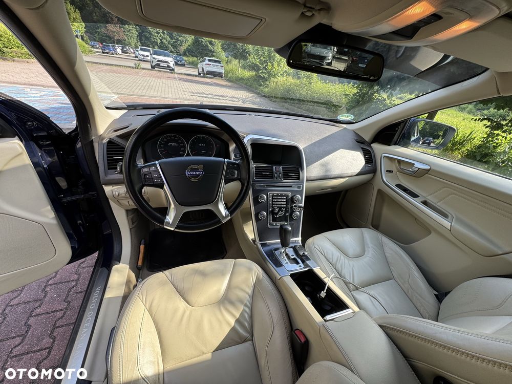 Volvo XC 60 - 6