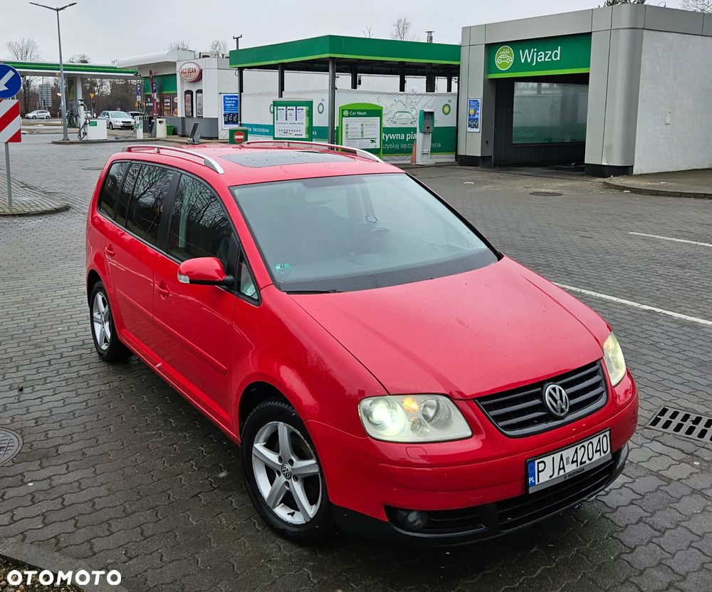 Volkswagen Touran 2.0 TDI DPF Trendline DSG - 3