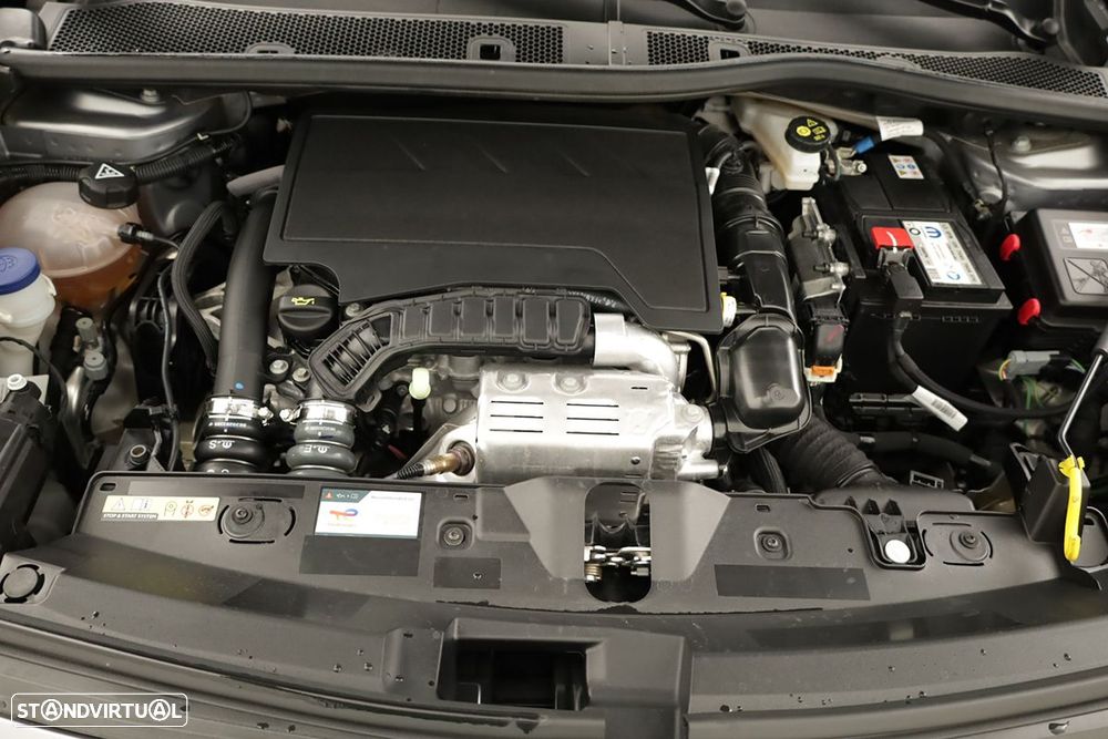 Peugeot 2008 1.2 Allure - 23