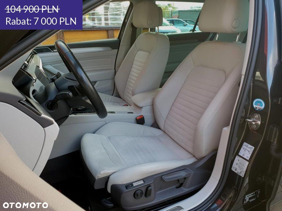 Volkswagen Passat - 32