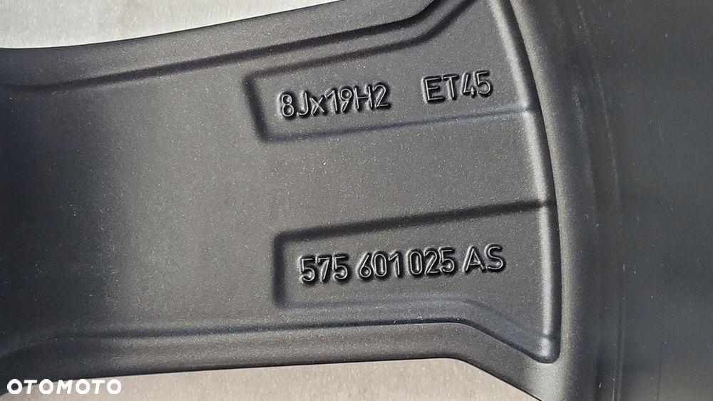 FELGA SEAT CUPRA ATECA 575 8x19 19 ET45 5x112 575601025AS/T - 11