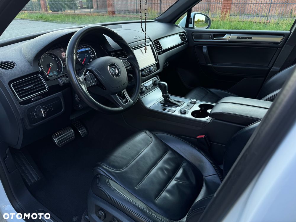 Volkswagen Touareg 3.0 V6 TDI BMT Perfectline R-Style - 16