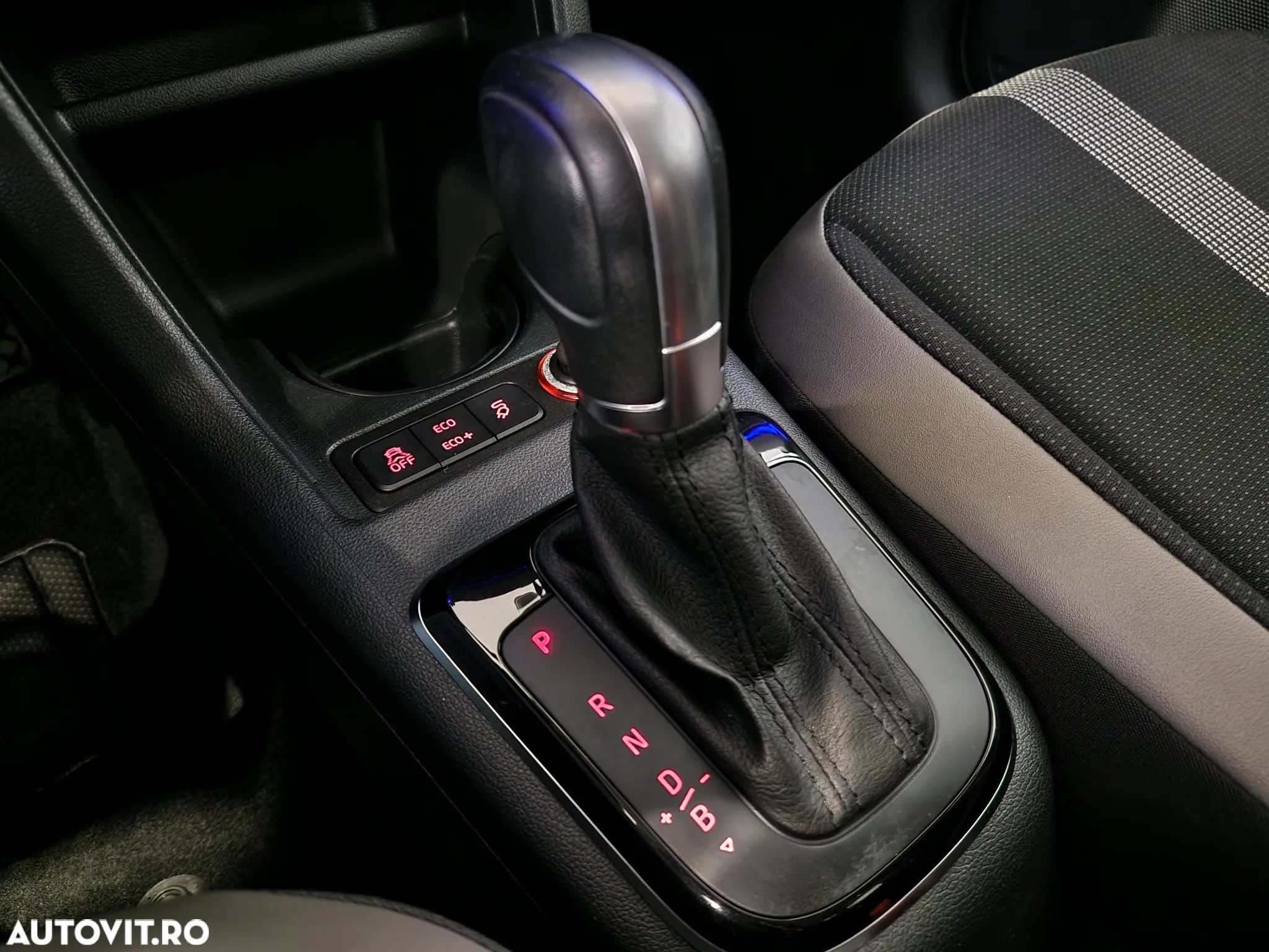 Volkswagen up! e-up! - 16