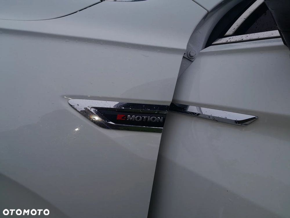 Volkswagen Tiguan 2.0 TDI SCR 4Mot Elegance DSG - 18