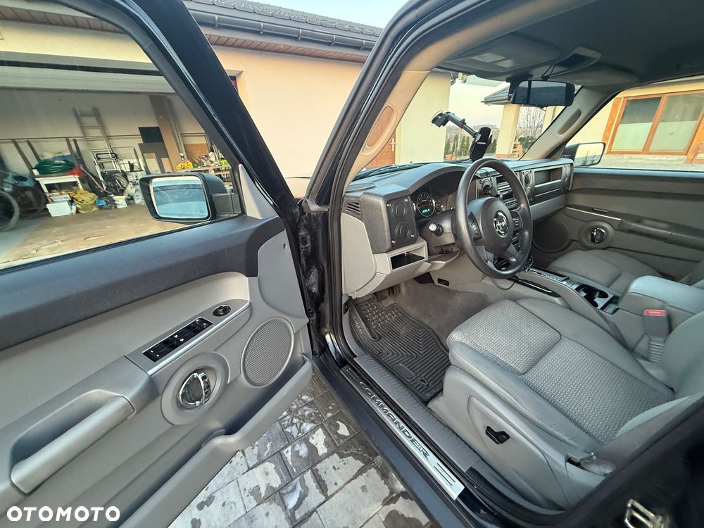 Jeep Commander - 8