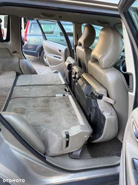 Volvo XC 70 - 6