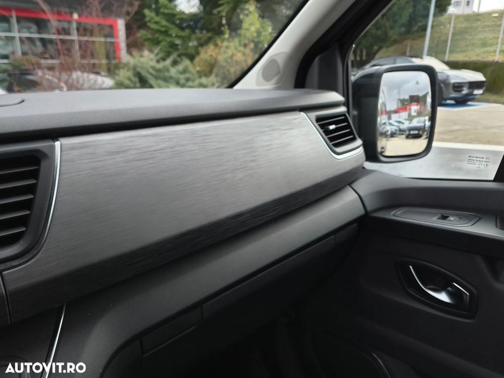 Renault Trafic 2.0 Blue dCi 170 EDC S&S L2 7+1 SpaceClass - 22