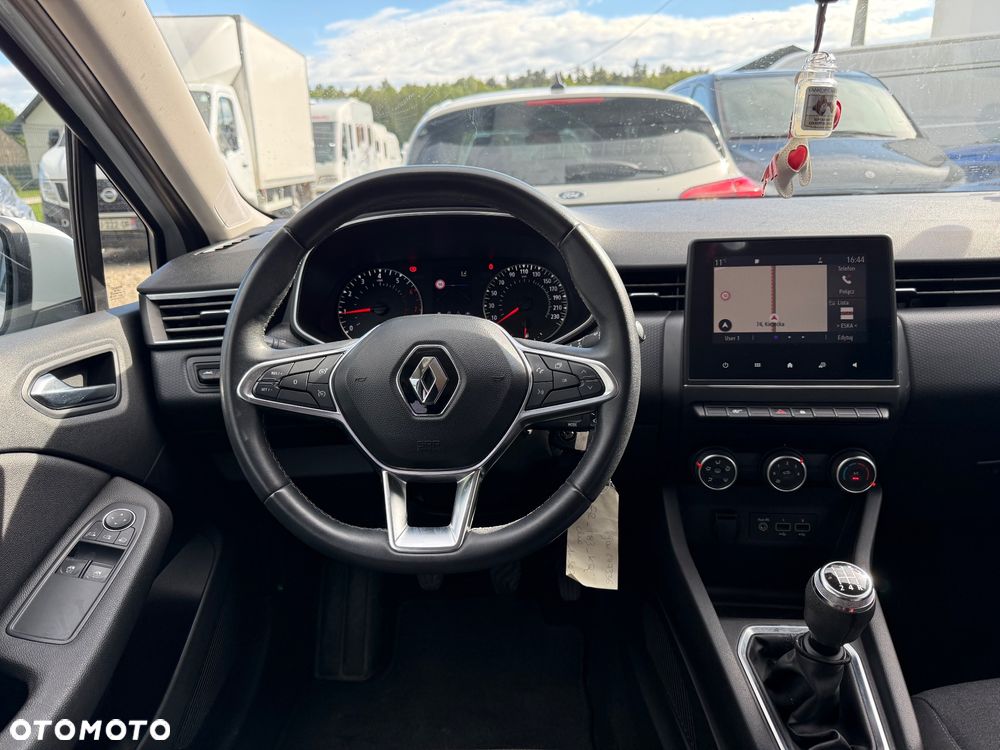Renault Clio - 16