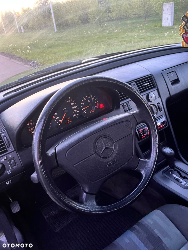Mercedes-Benz Klasa C - 26