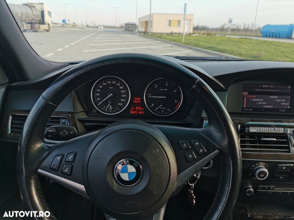 BMW Seria 5 520d - 6