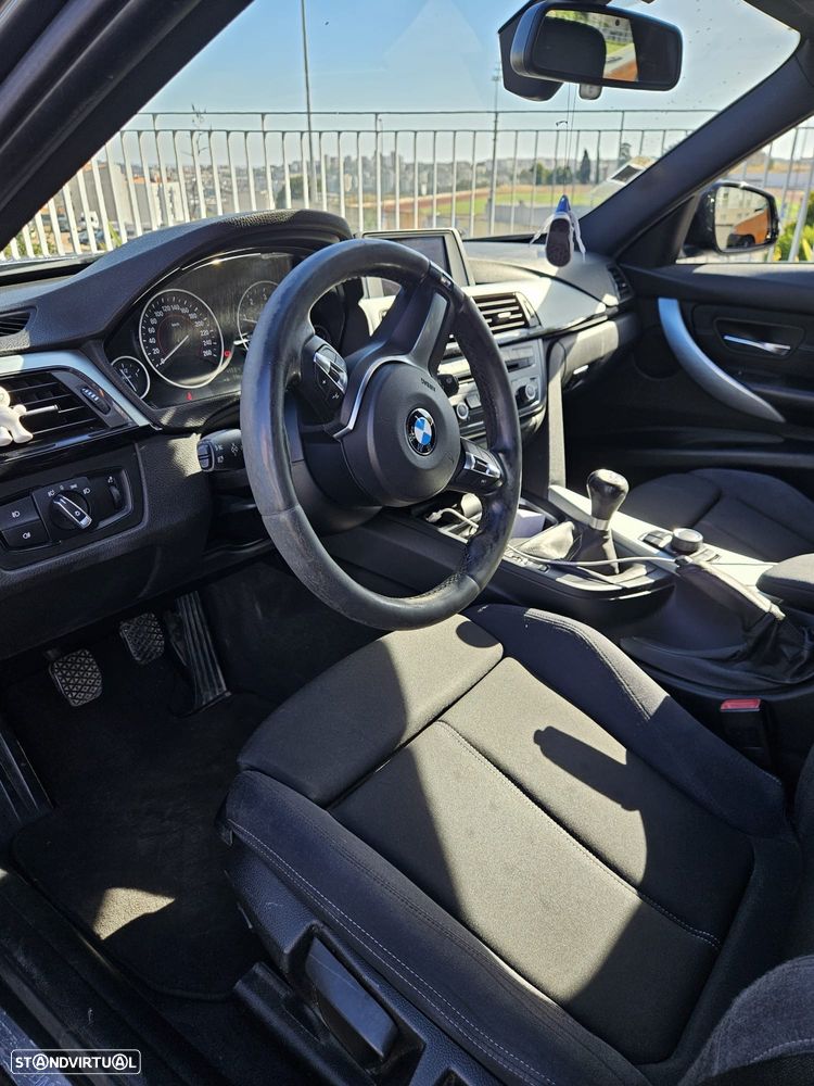 BMW 318 d Touring - 6