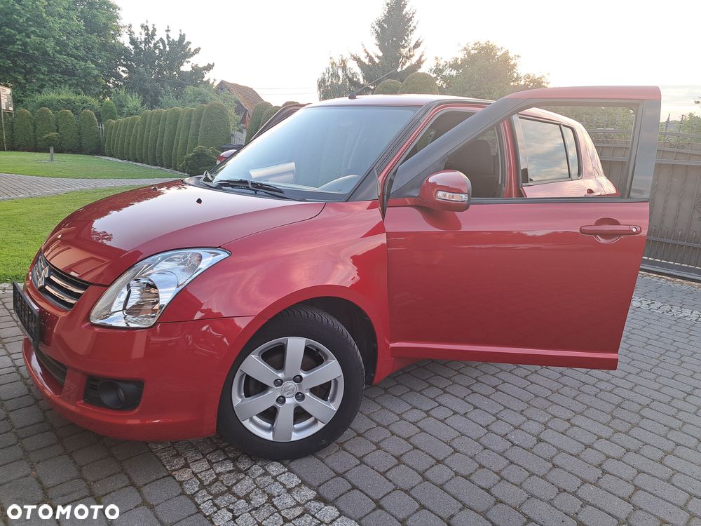 Suzuki Swift 1.3 Comfort dance - 38