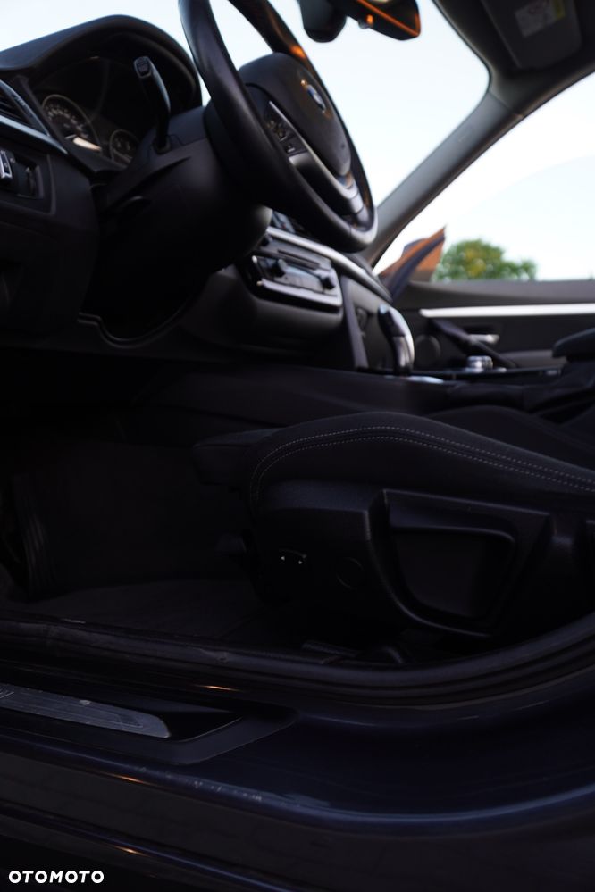 BMW 3GT 318d Sport Line - 14
