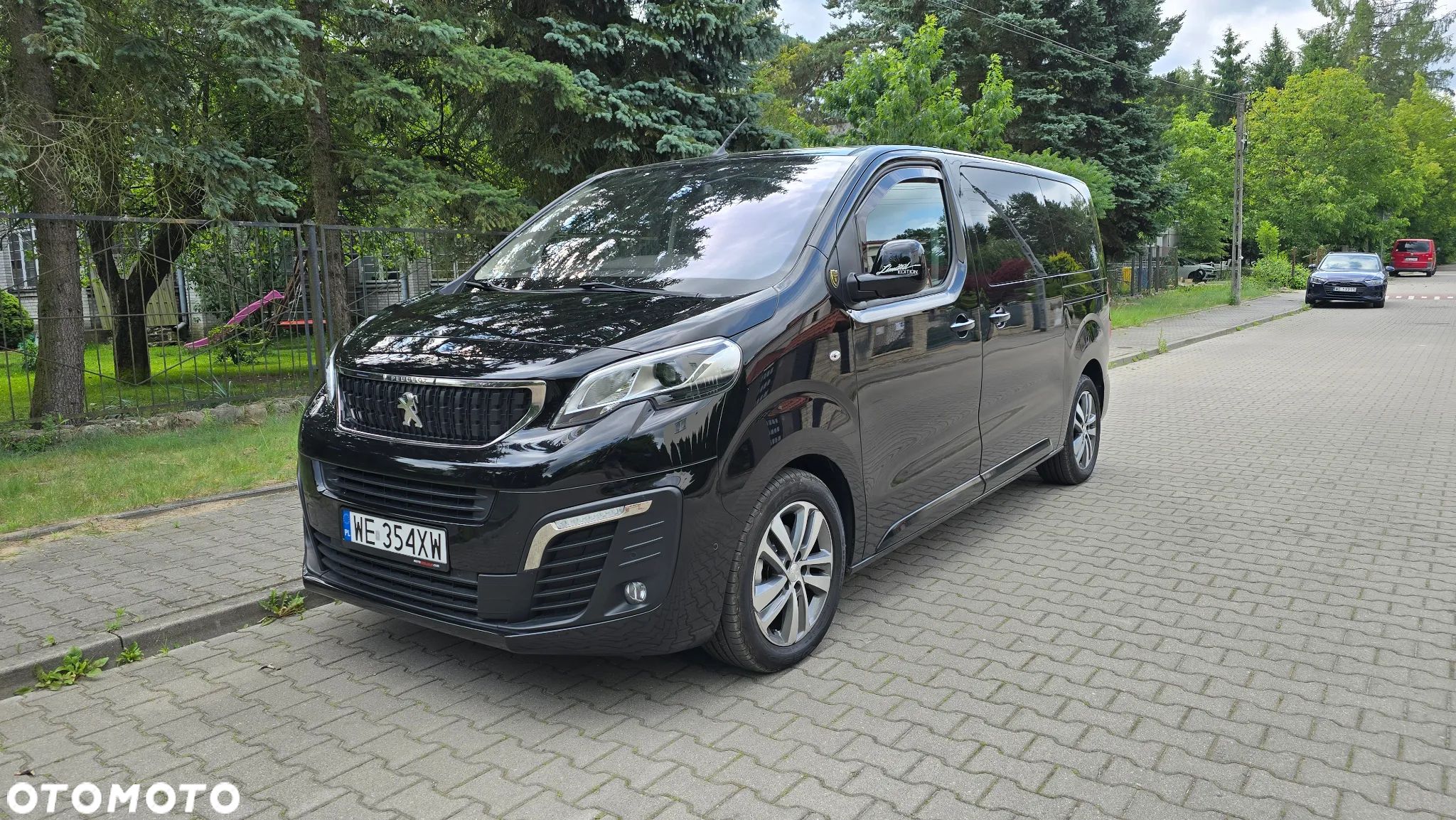 Peugeot Traveller - 1