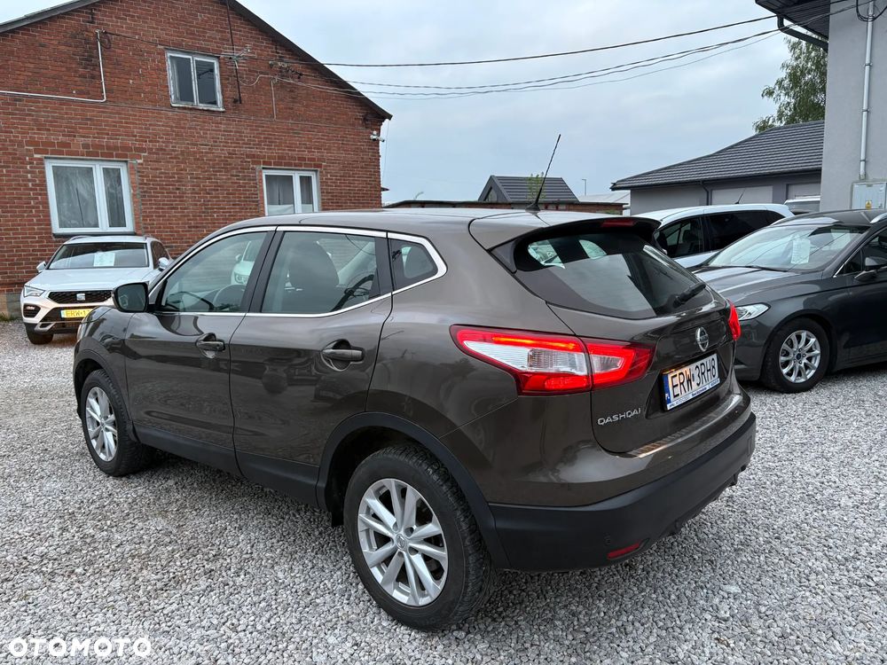 Nissan Qashqai 1.2 DIG-T Acenta EU6 - 7