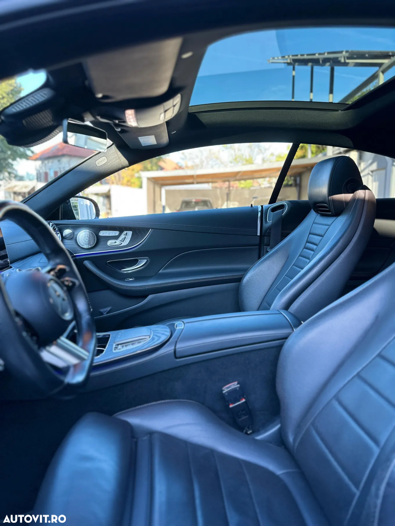 Mercedes-Benz E 220 d 4Matic Coupe 9G-TRONIC Night Edition - 12