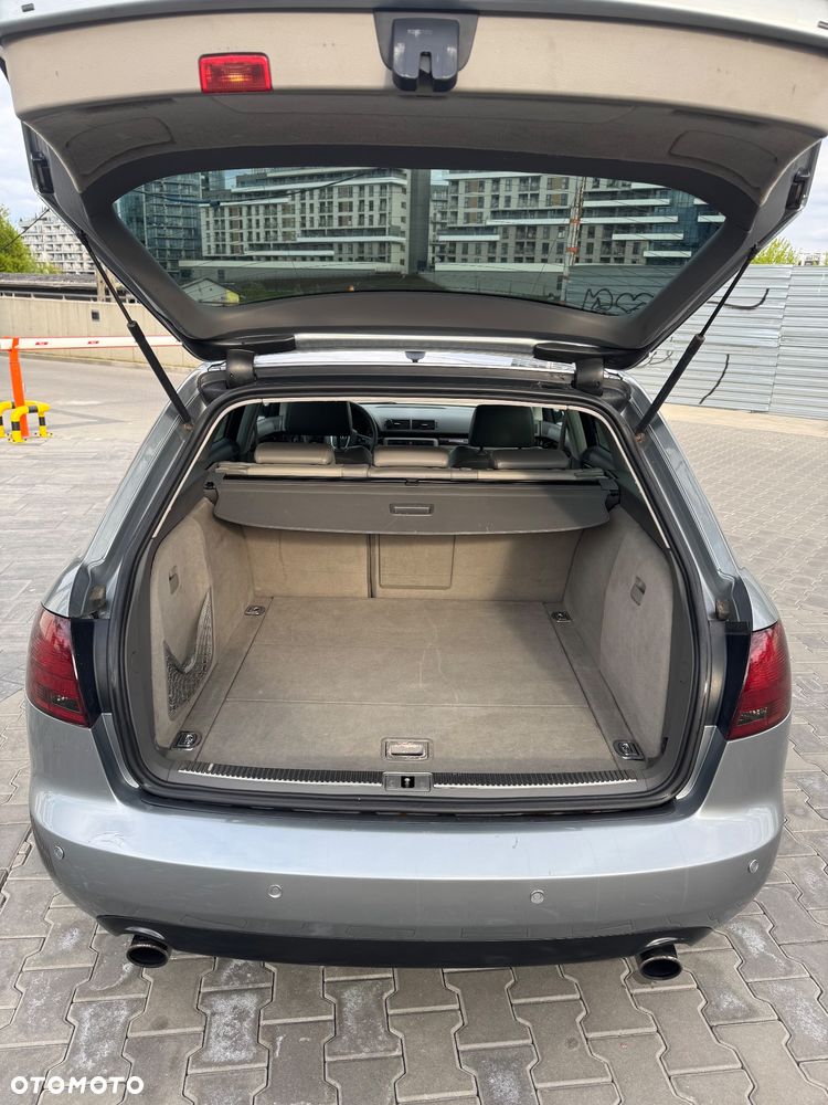 Audi A4 Avant 1.8T Quattro - 13