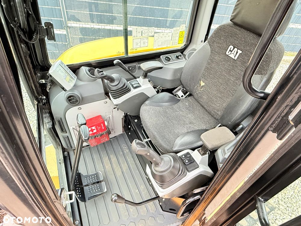 Caterpillar * Minikoparka * CAT 305.5 E CR  * Sprowadzona * Caterpillar - 16