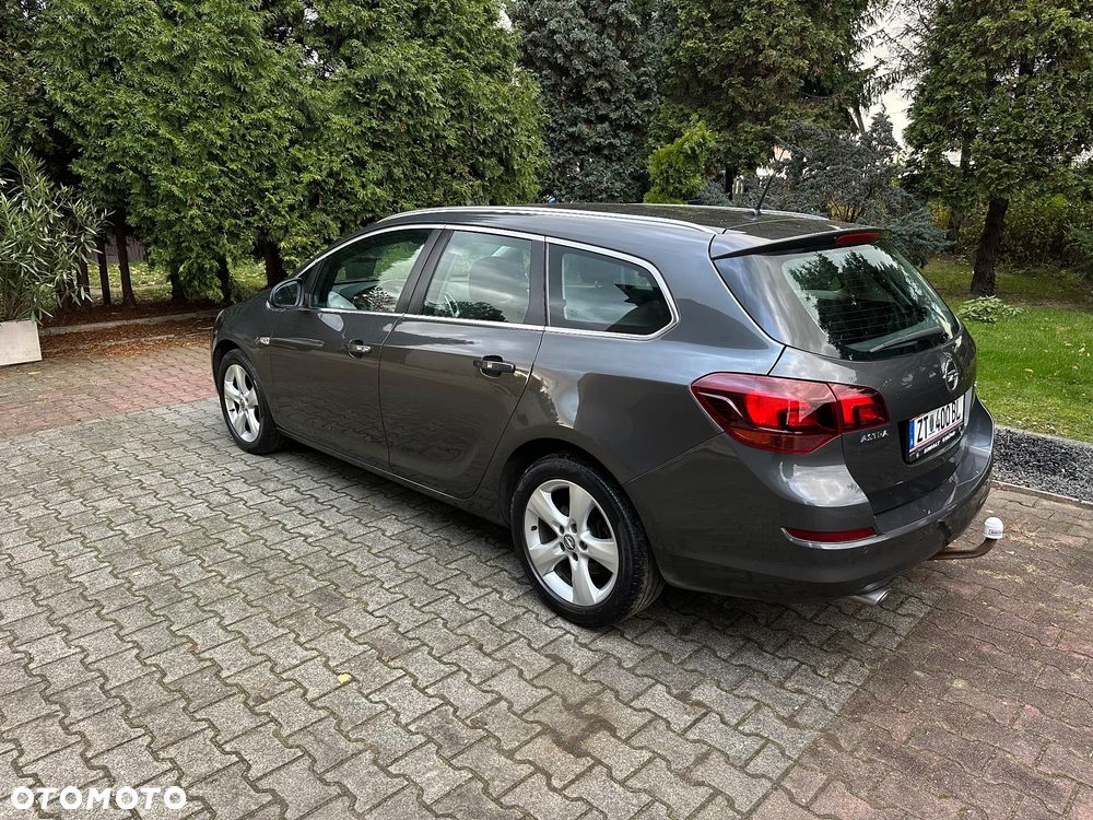 Opel Astra 2.0 CDTI DPF SportsTourer Edition - 7
