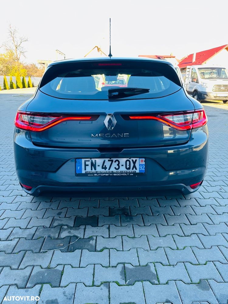 Renault Megane BLUE dCi Zen - 8