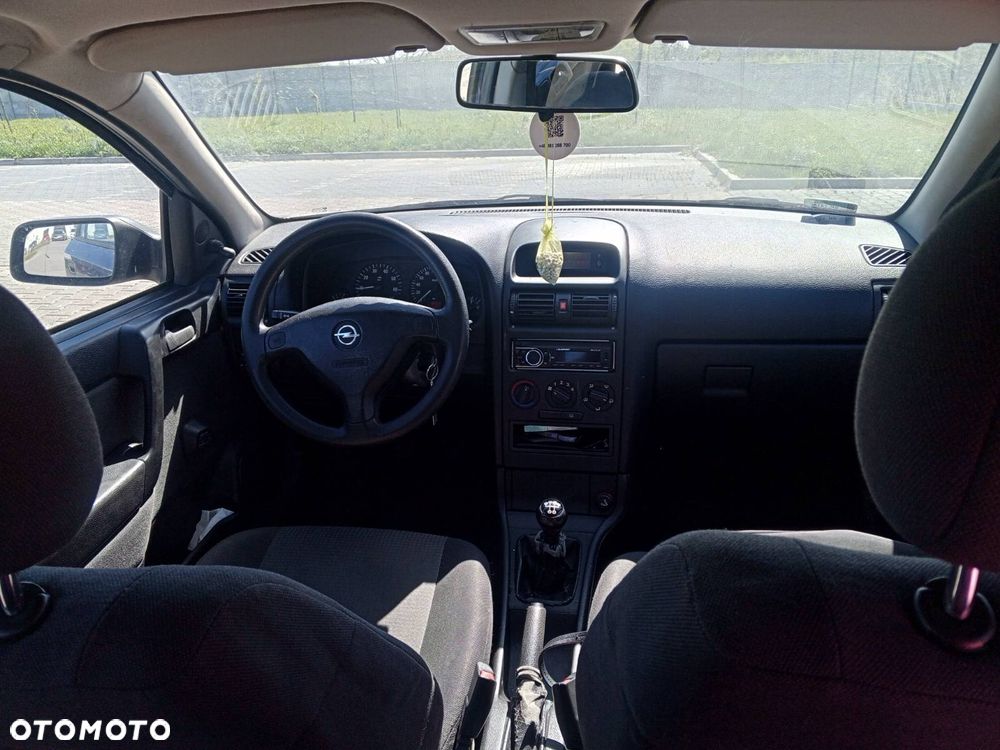 Opel Astra - 4