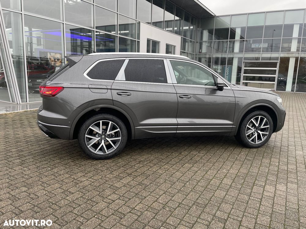 Volkswagen Touareg V6 TDI 4MOTION R-Line - 4