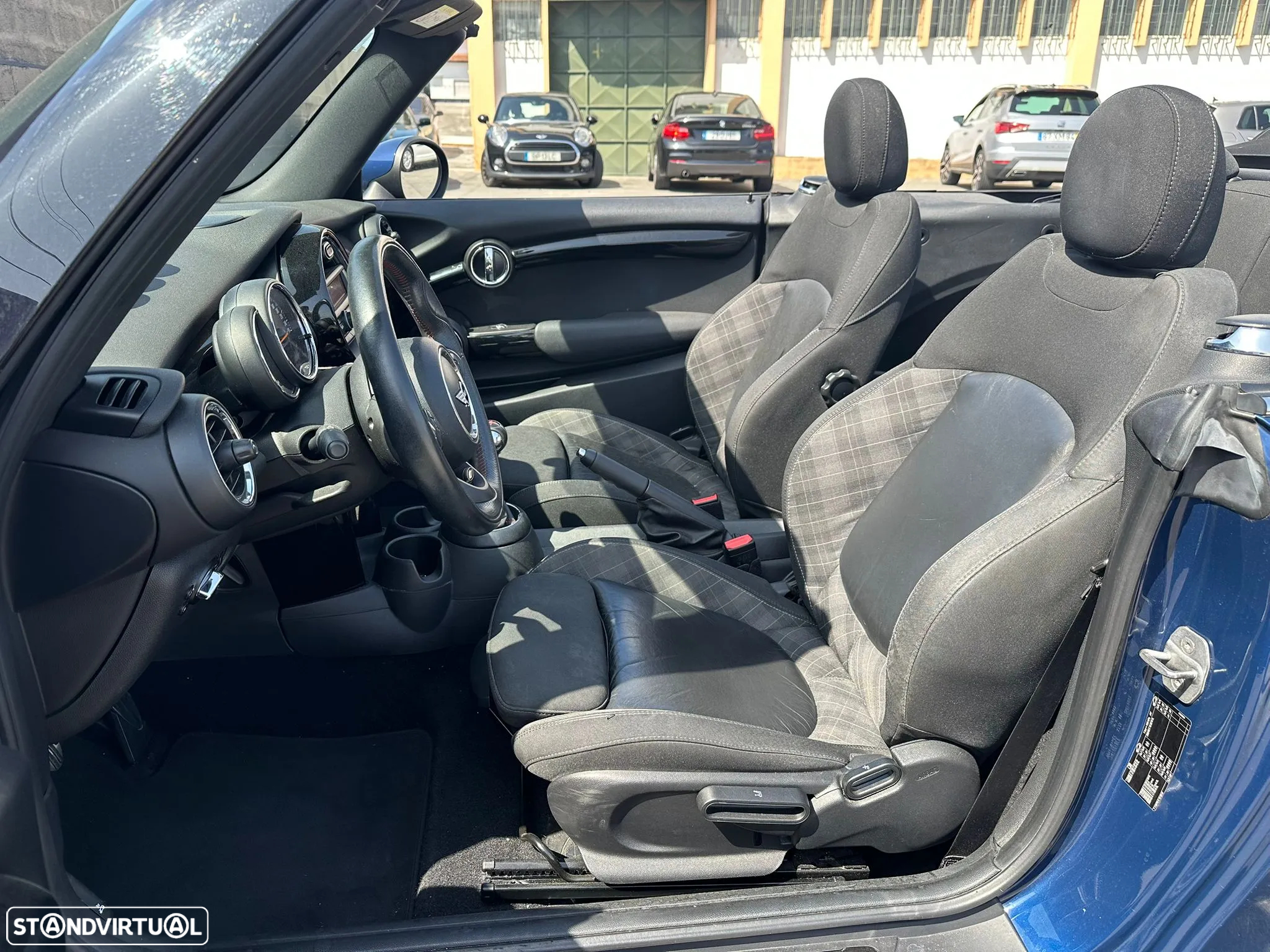 MINI Cabrio One - 10