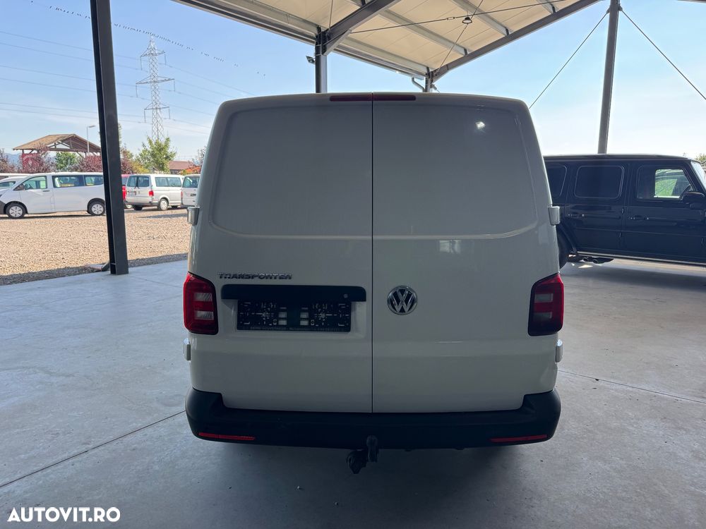 Volkswagen Transporter - 9