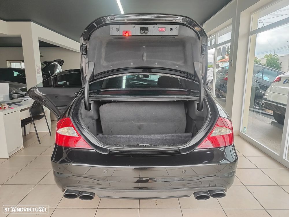 Mercedes-Benz CLS 55 AMG Standard - 16