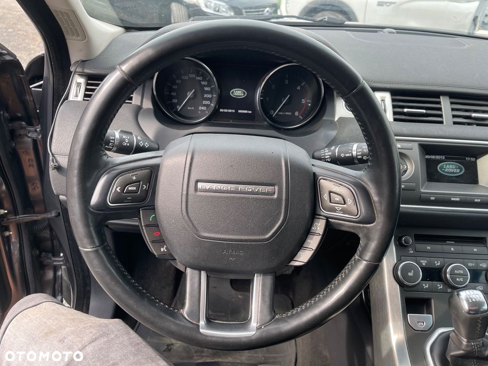 Land Rover Range Rover Evoque - 12