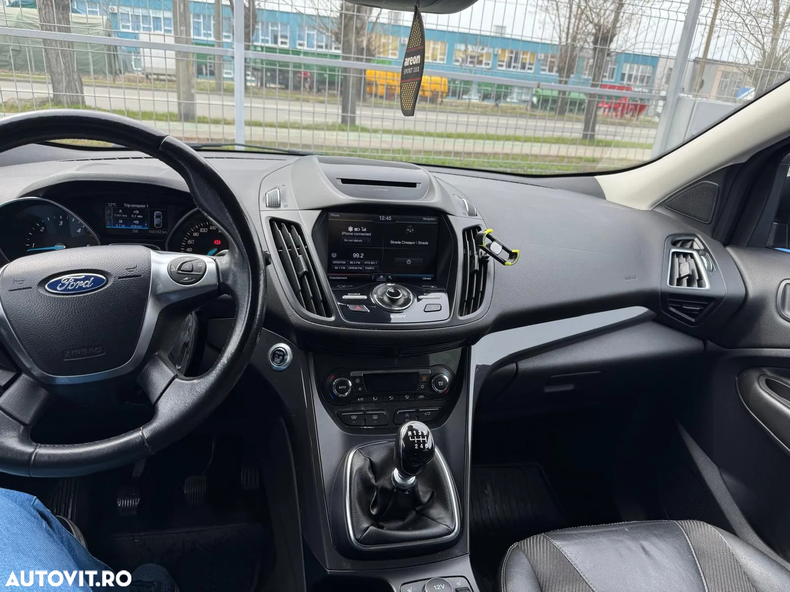 Ford Kuga - 19