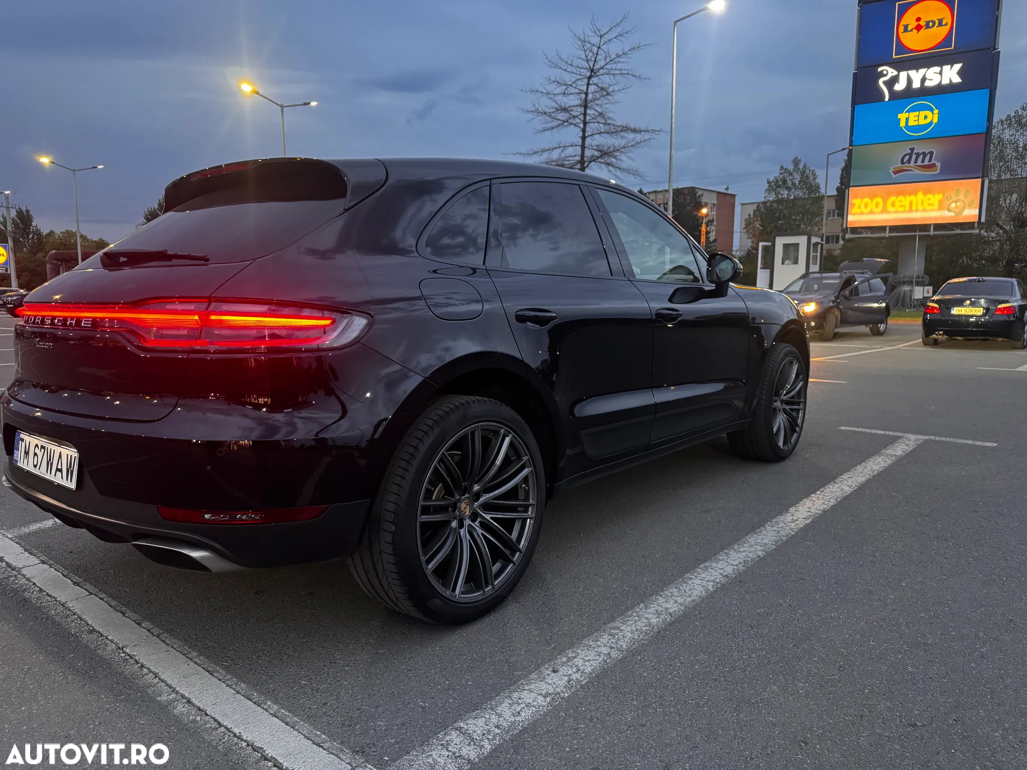 Porsche Macan Standard - 3