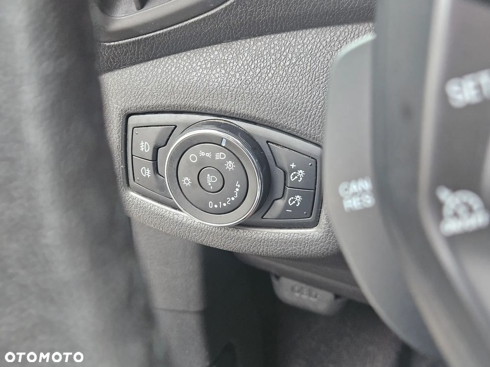 Ford Tourneo Connect Grand - 20