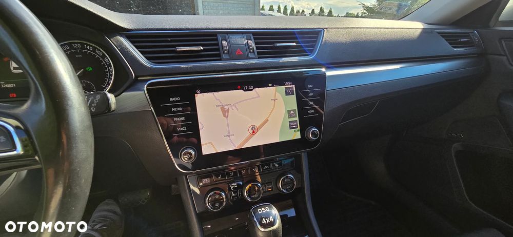 Skoda Superb 2.0 TDI 4x4 Style DSG - 31