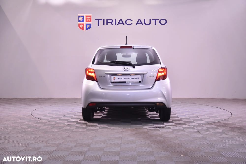Toyota Yaris - 4