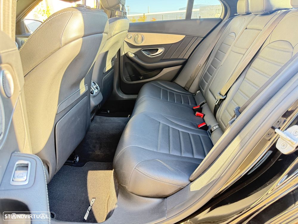 Mercedes-Benz C 300 h AMG Line - 11