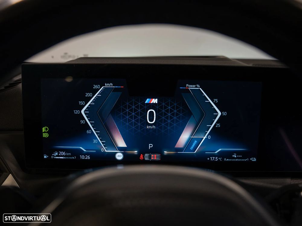 BMW 330 e Pack Desportivo M Pro Auto - 12