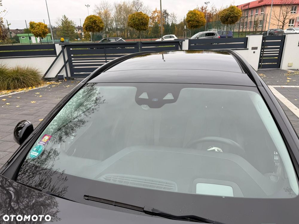 Mercedes-Benz Klasa E 200 4Matic 9G-TRONIC AMG Line - 14