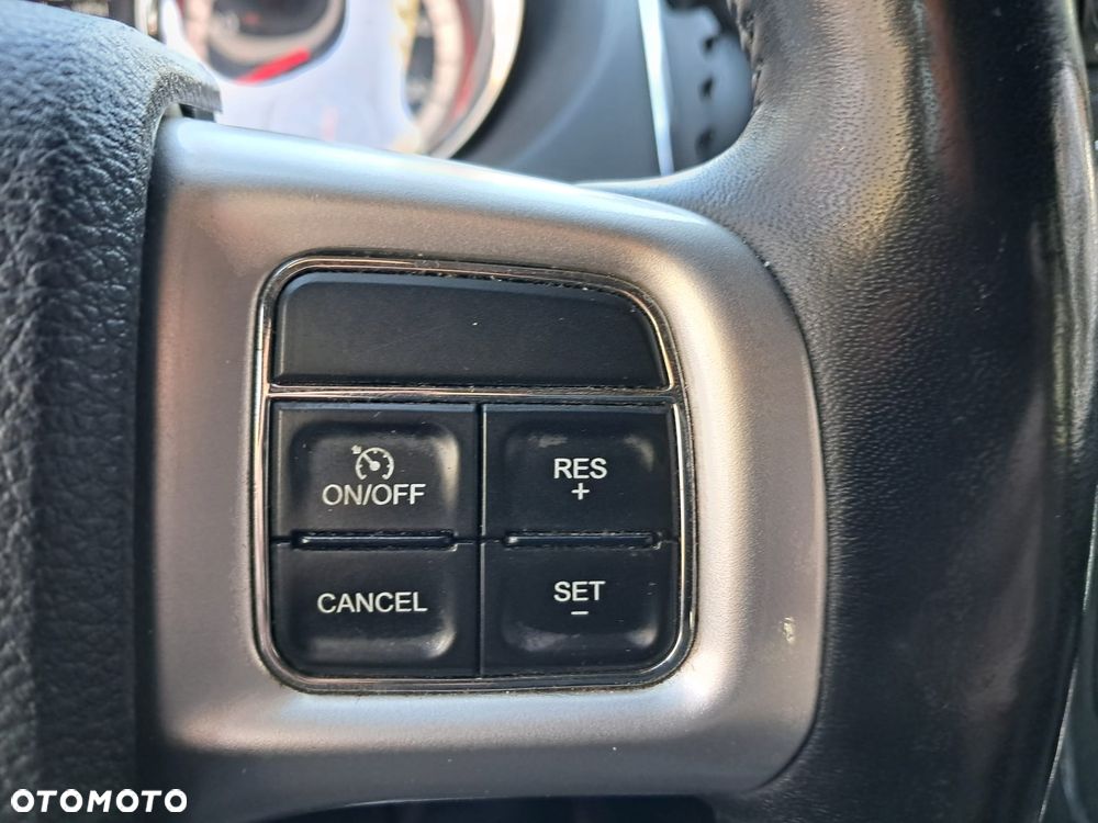 Dodge Grand Caravan 3.6 Express - 16