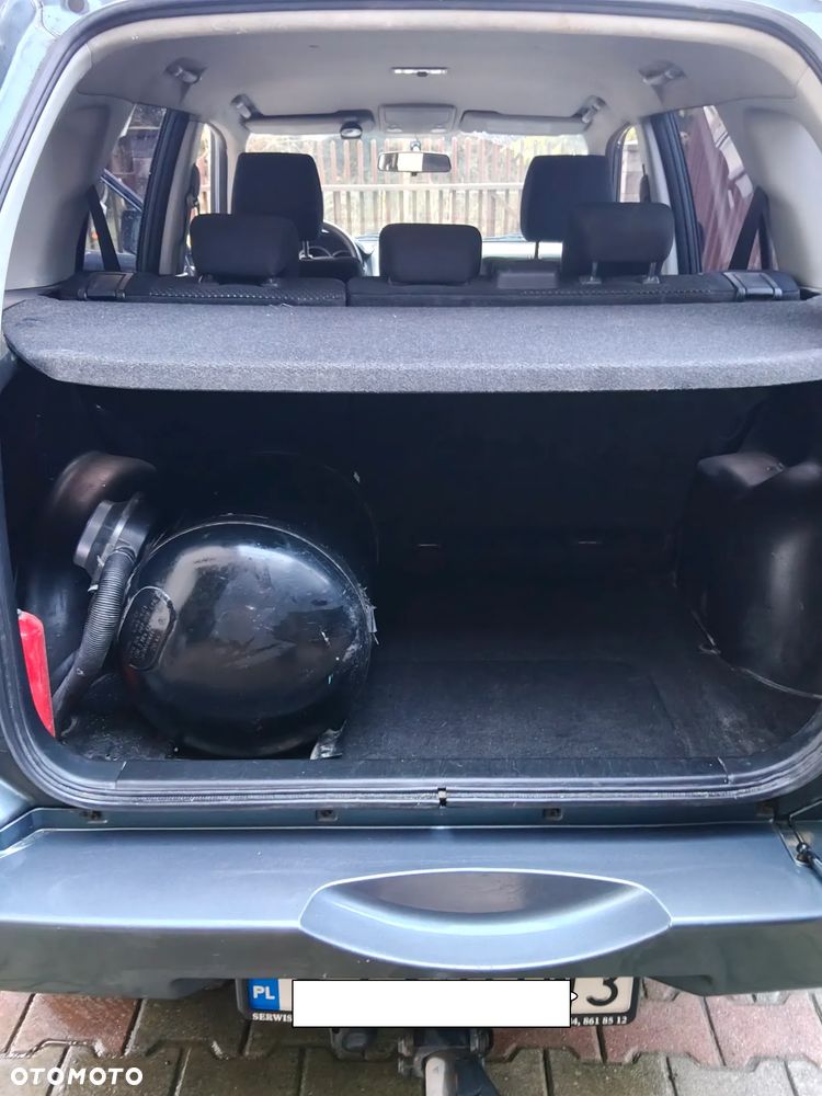 Suzuki Grand Vitara 2.0 - 7